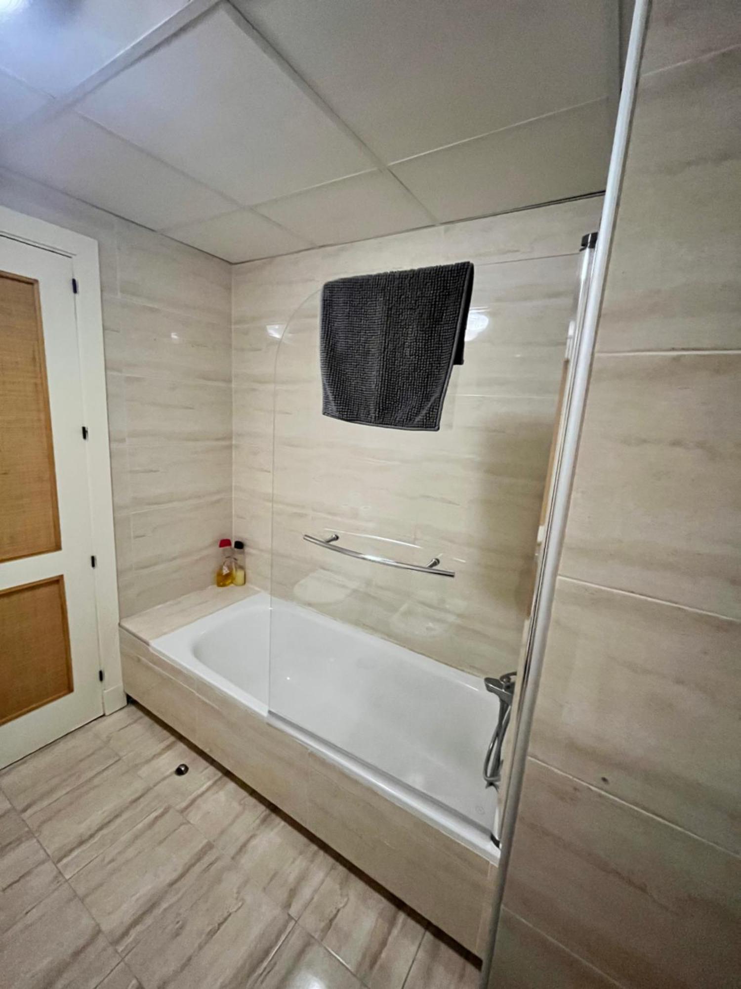 El Torcal Luxury Apartment With Free Parking Málaga Exterior foto